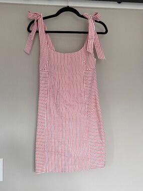 WAYF XS Women’s Dress